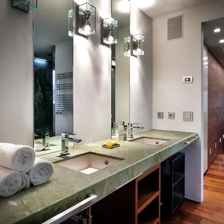 Apartment One Eight